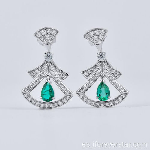 S925 Silver Colgando Pendientes de gota cultivados Emerald Stone